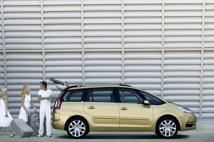  Citroen C4 Grand Picasso 2007 года  (фото 26 из 133)